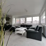 Ostseelagune Zingst, Exklusive Dhh, Strandnah, Sauna, Kamin, 3 Sz, 2 Baeder, Glasfaser, Haustierfrei, Garten Mit Suedterrasse, E-ladesaeule, 2 Stellplaetze, Strandkorb, Fahrradschuppen, Waschmaschine, Trockner, Nichtraucher * Zingst
