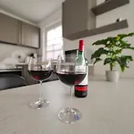 Ostseelagune Zingst, Exklusive Dhh, Strandnah, Sauna, Kamin, 3 Sz, 2 Baeder, Glasfaser, Haustierfrei, Garten Mit Suedterrasse, E-ladesaeule, 2 Stellplaetze, Strandkorb, Fahrradschuppen, Waschmaschine, Trockner, Nichtraucher *