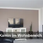 Ostseelagune Zingst, Exklusive Dhh, Strandnah, Sauna, Kamin, 3 Sz, 2 Bäder, Glasfaser, Haustierfrei, Garten Mit Südterrasse, E-ladesäule, 2 Stellplätze, Strandkorb, Fahrradschuppen, Waschmaschine, Trockner, Nichtraucher *