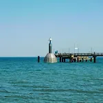 Ostseelagune Zingst, Exklusive Dhh, Strandnah, Sauna, Kamin, 3 Sz, 2 Baeder, Glasfaser, Haustierfrei, Garten Mit Suedterrasse, E-ladesaeule, 2 Stellplaetze, Strandkorb, Fahrradschuppen, Waschmaschine, Trockner, Nichtraucher